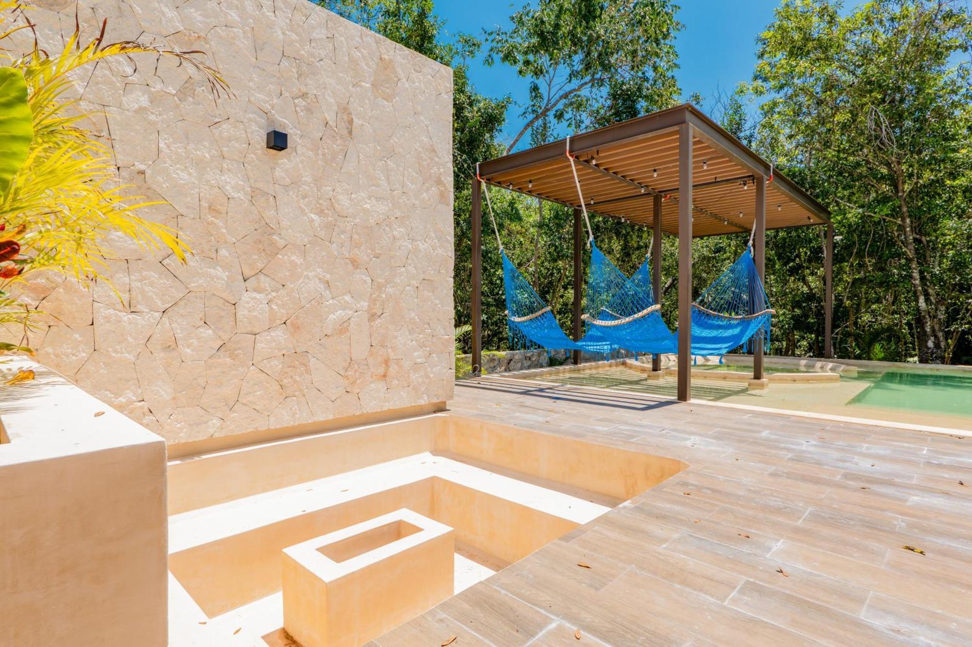Casa Jaguar 1 *