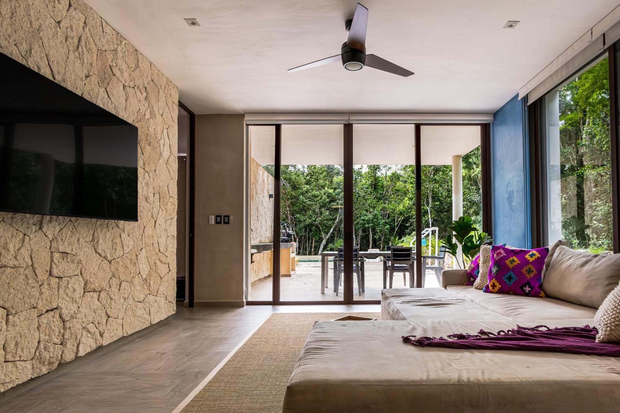 Casa Jaguar 1 *